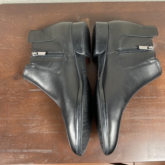 Munro Cate Black Leather Ankle Boots Booties Sz 9.5 - Picture 7 of 13